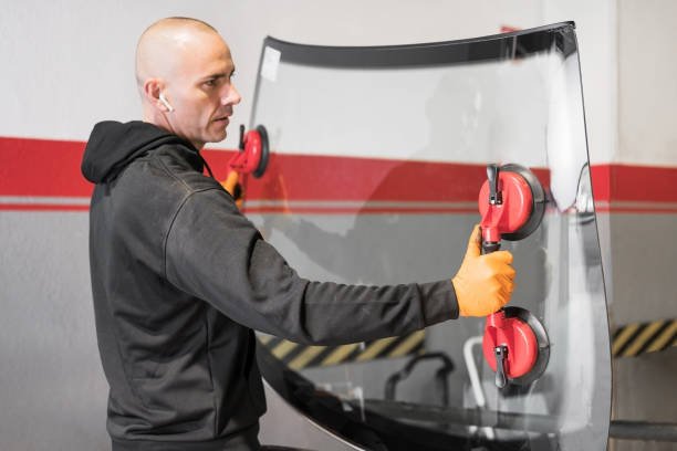 Auto Glass Repair La Mirada CA - Get Top-Notch Windshield Repair and Replacement Services with Orange County Auto Glass