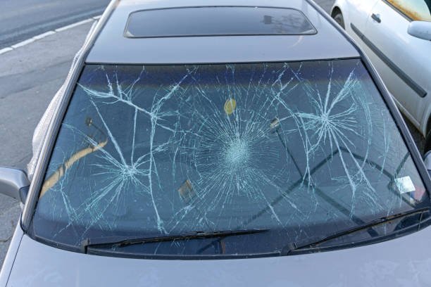 Year-Round Auto Glass Care: Essential Tips for Every California Season